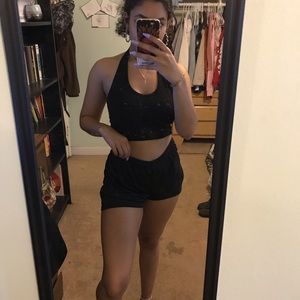 BASIC BLACK BASKETBALL SHORTS